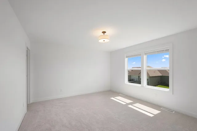 $4,500 | 11851 35th Street North, Lake Elmo, MN 55042