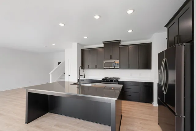 $4,500 | 11851 35th Street North, Lake Elmo, MN 55042