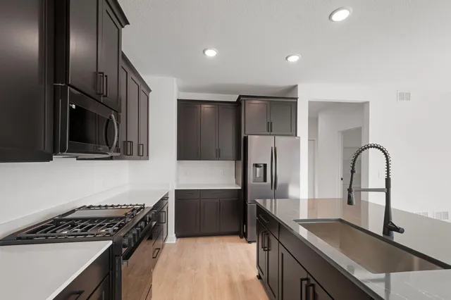 $4,500 | 11851 35th Street North, Lake Elmo, MN 55042