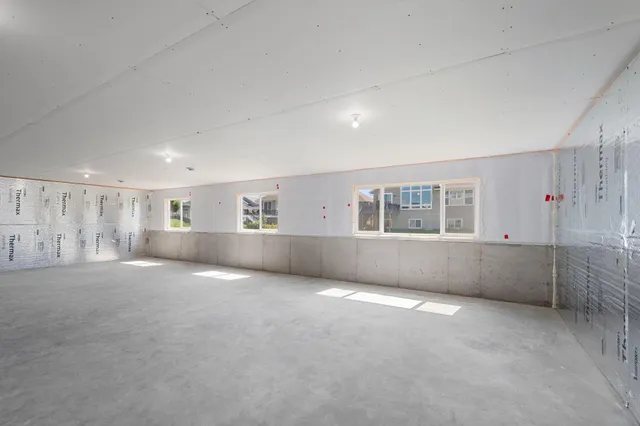 $4,500 | 11851 35th Street North, Lake Elmo, MN 55042