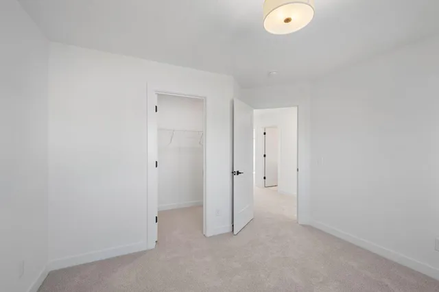 $4,500 | 11851 35th Street North, Lake Elmo, MN 55042