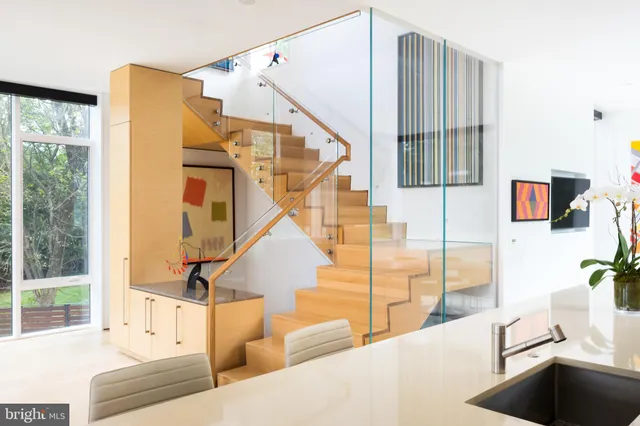 $4,999,000 | 9119 Levelle Drive, Chevy Chase, MD 20815