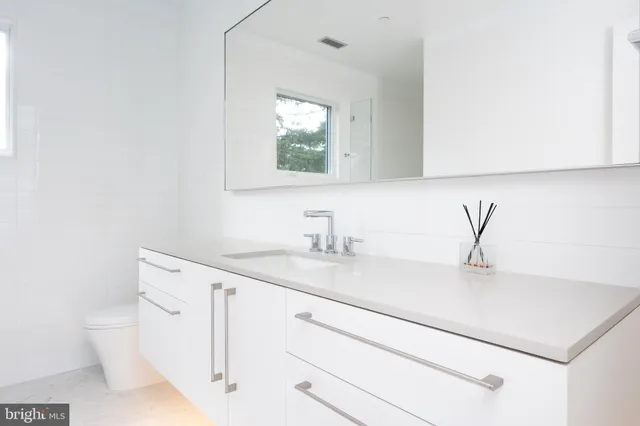 $4,999,000 | 9119 Levelle Drive, Chevy Chase, MD 20815