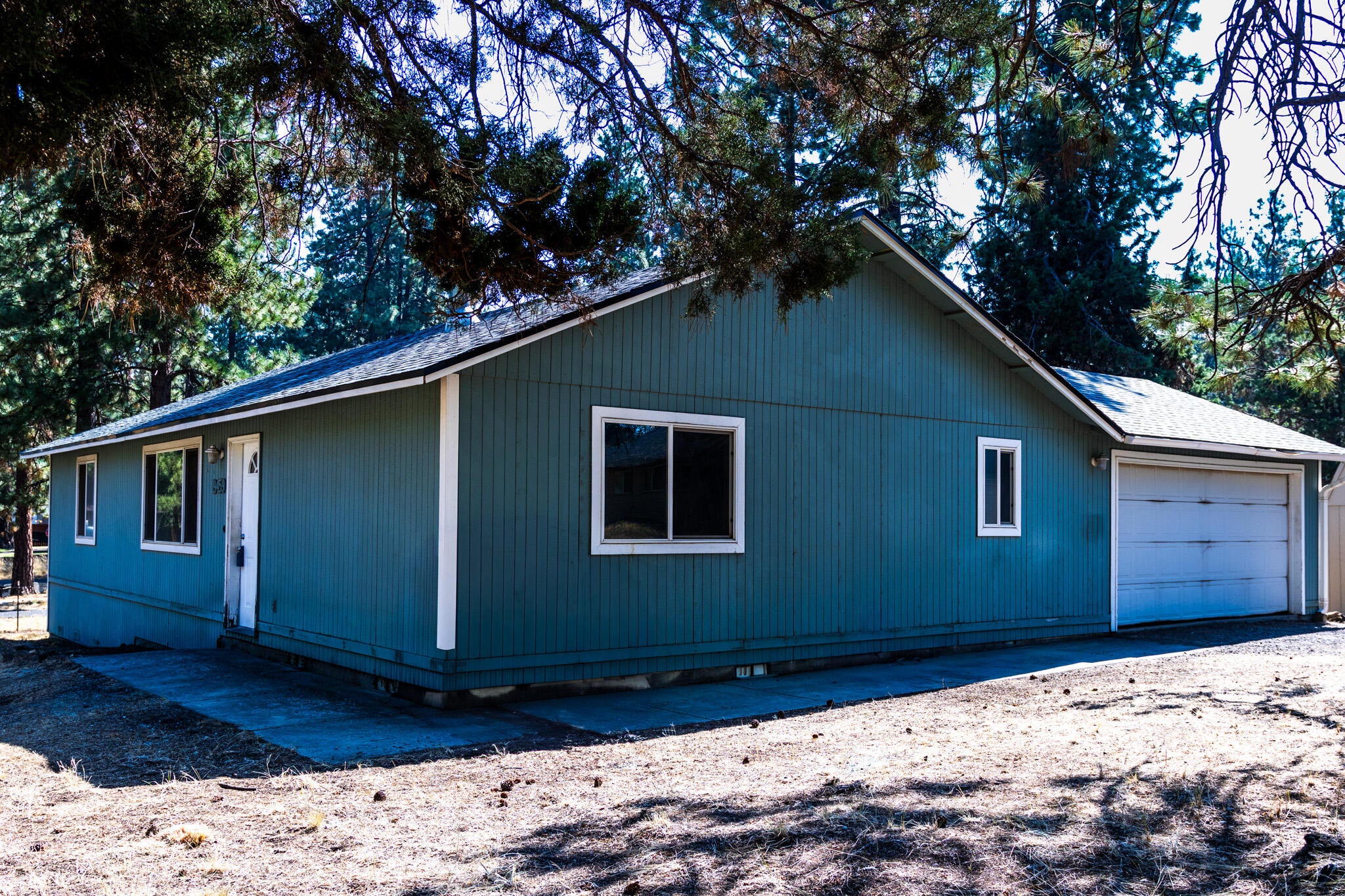 19459 Baker Road Bend, OR 97702 - Photo 17 of 20 IMG_2345