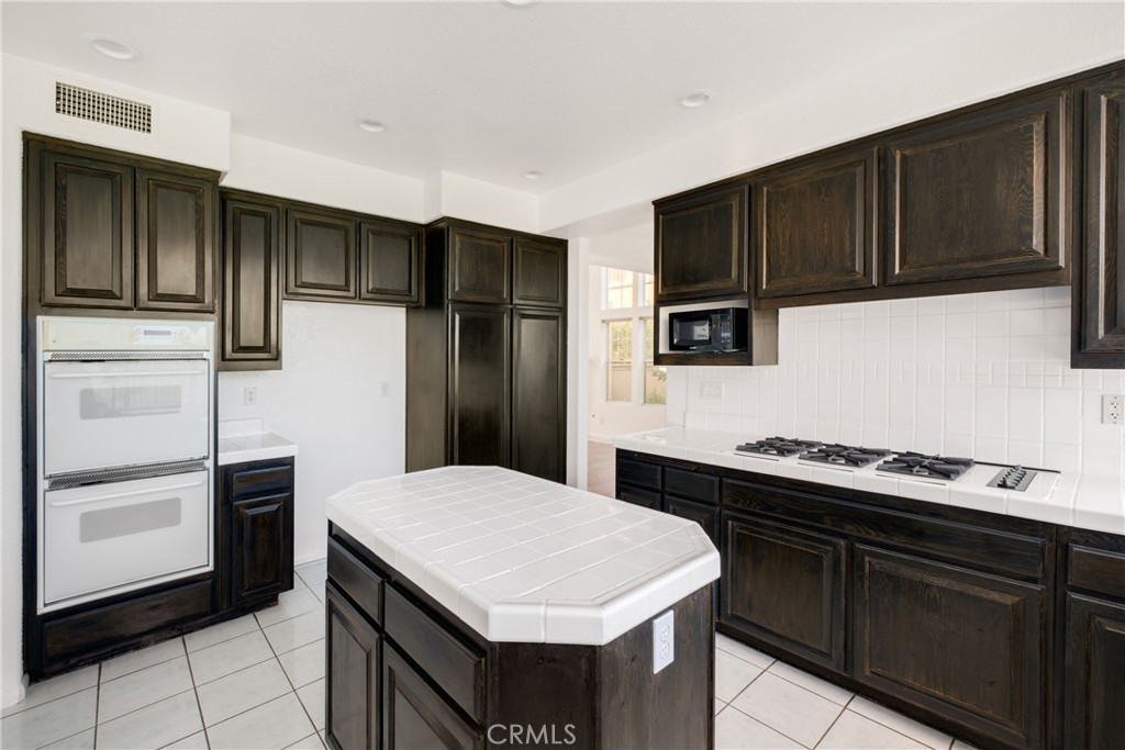 1081 Waterville Lake Road Chula Vista, CA 91915 - Photo 31 of 55