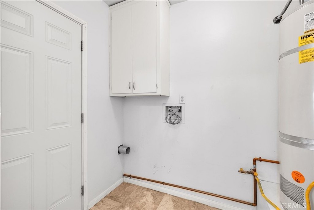 7337 Condalia Avenue Yucca Valley, CA 92284 - Photo 37 of 48 a view of bathroom