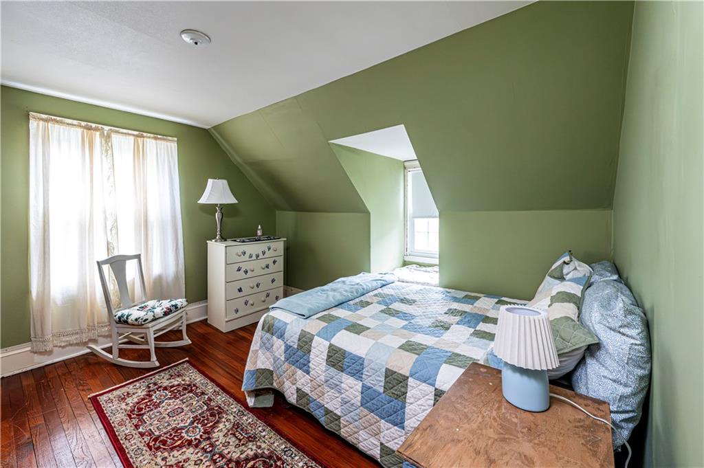 616 Ridgeway Street Greensburg, PA 15601 - Photo 40 of 46 4TH BEDROOM IS ON THE 3RD FLOOR AND IT HAS IT'S OWN PRIVATE BATHROOM. THIS WHOLE AREA COULD BE THE PRIMARY EN SUITE