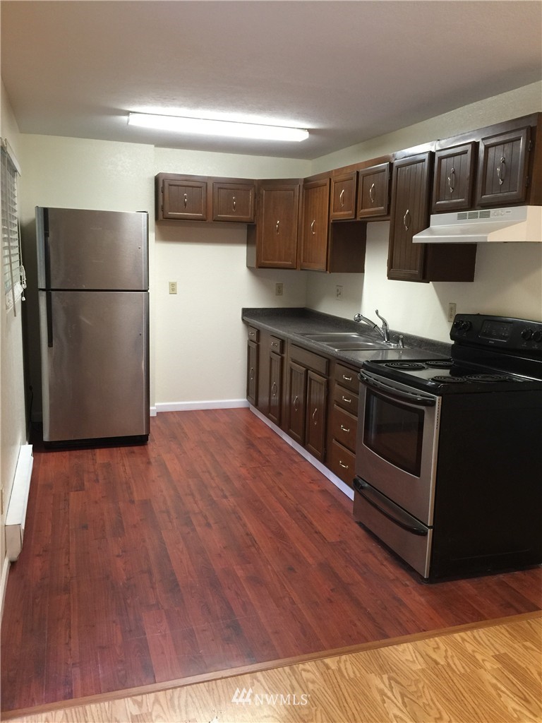 2300 High Avenue Northeast Renton, WA 98056 - Photo 11 of 16 Gallery Image 11