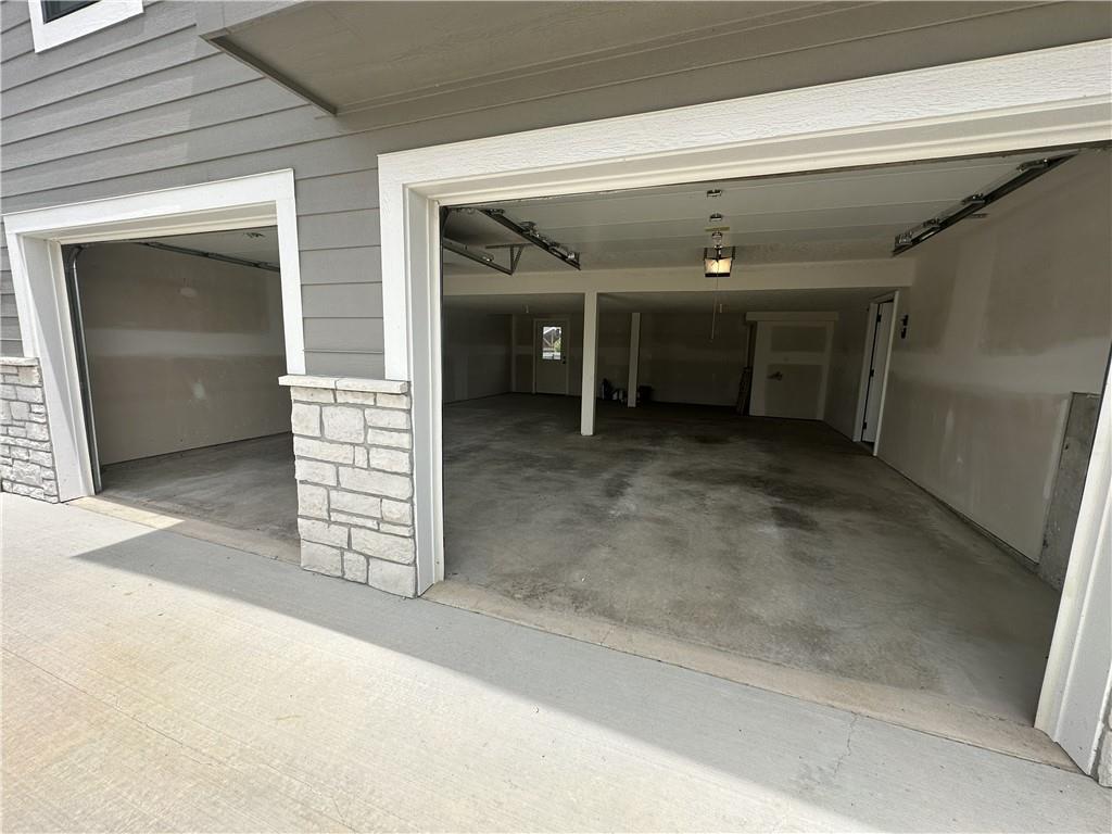69 Southeast 451st Road Warrensburg, MO 64093 - Photo 2 of 24