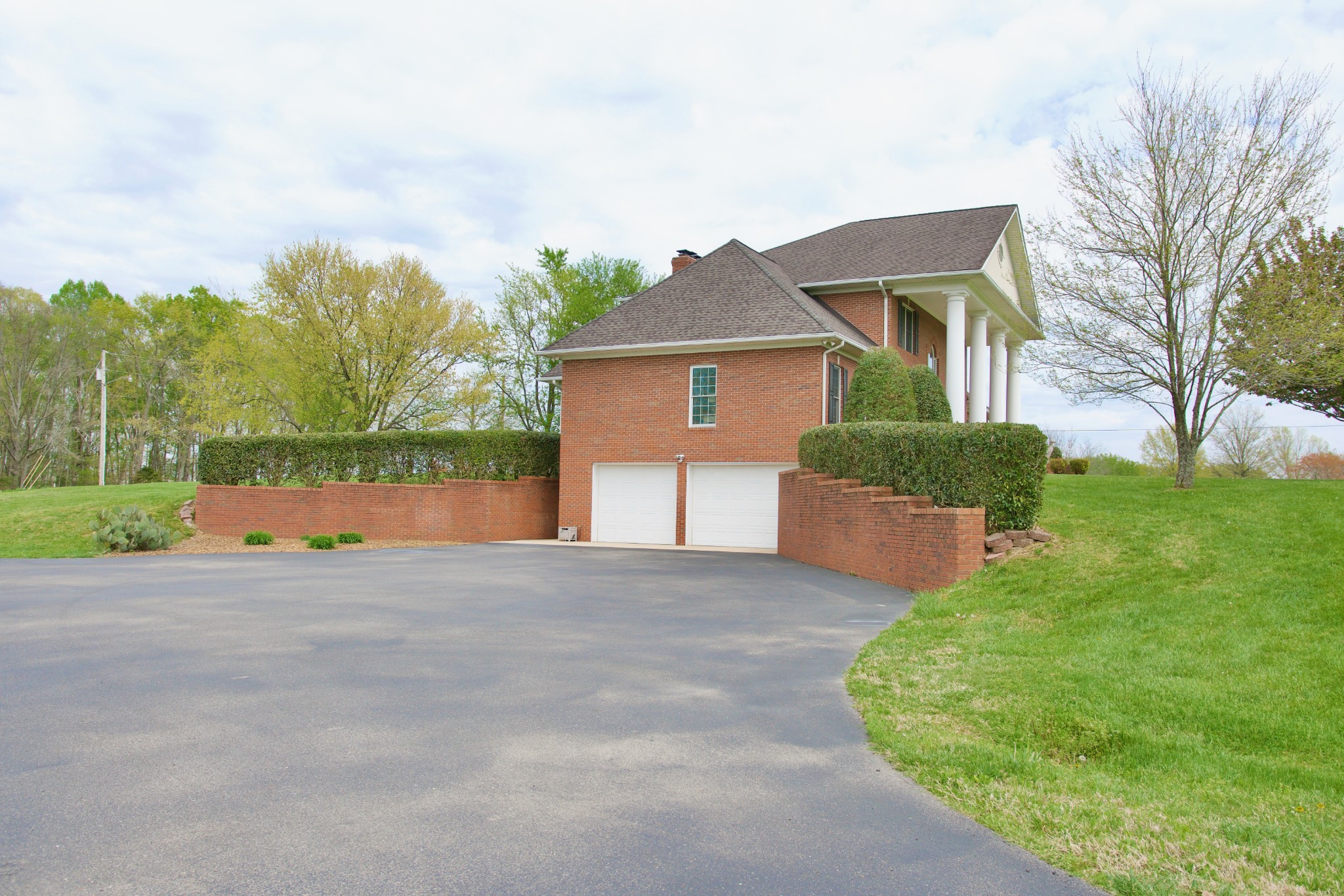 4715 Bob Gentry Road Cookeville, TN 38506 - Photo 4 of 44 Gallery Image 4