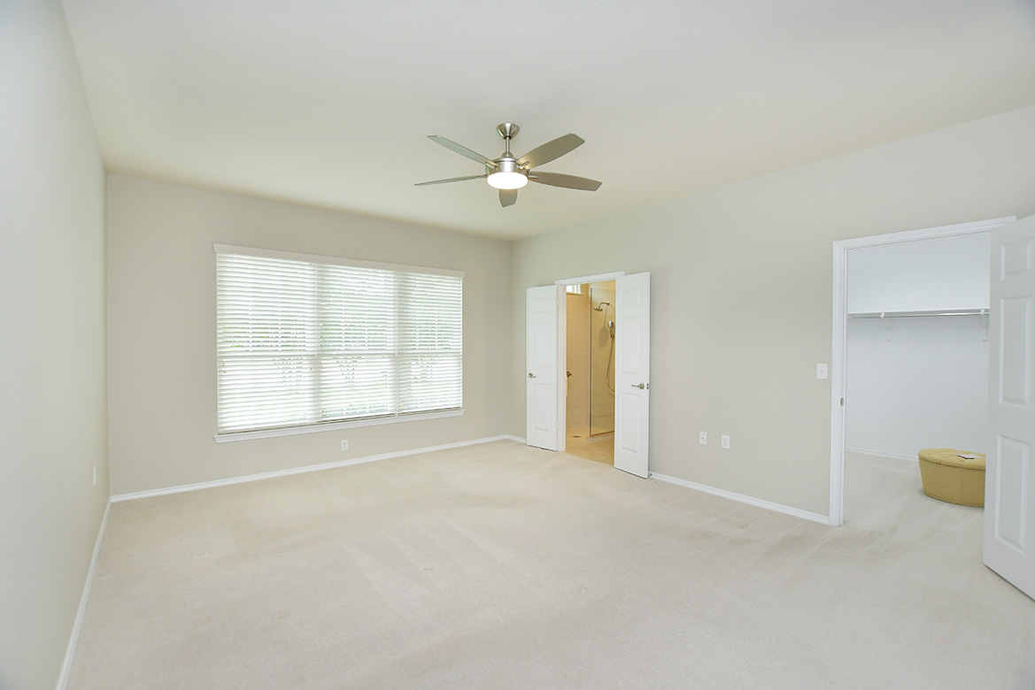 203 Winter Drive Georgetown, TX 78633 - Photo 15 of 29 Primary bedroom