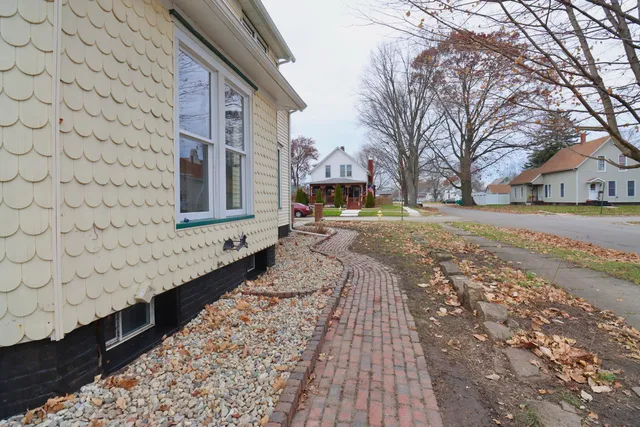 a view of a house with a outdoor space