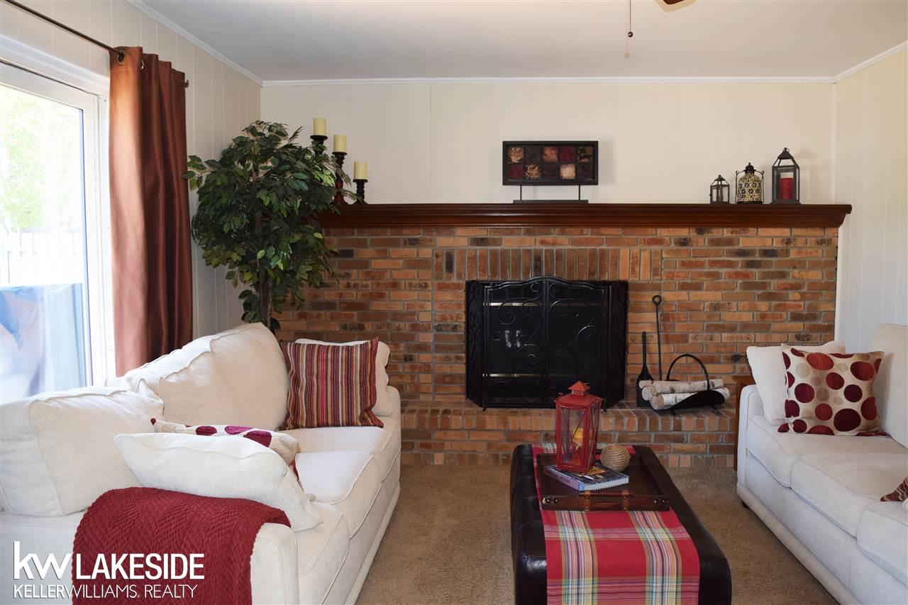 5437 Old Cove Road Clarkston, MI 48346 - Photo 18 of 45 31319504-18.JPG