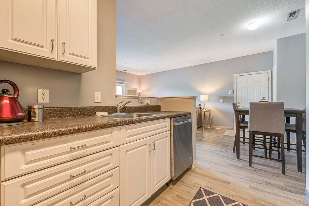 98 Mill Street, Unit 204 Woonsocket, RI 02895 - Photo 11 of 28 Gallery Image 11