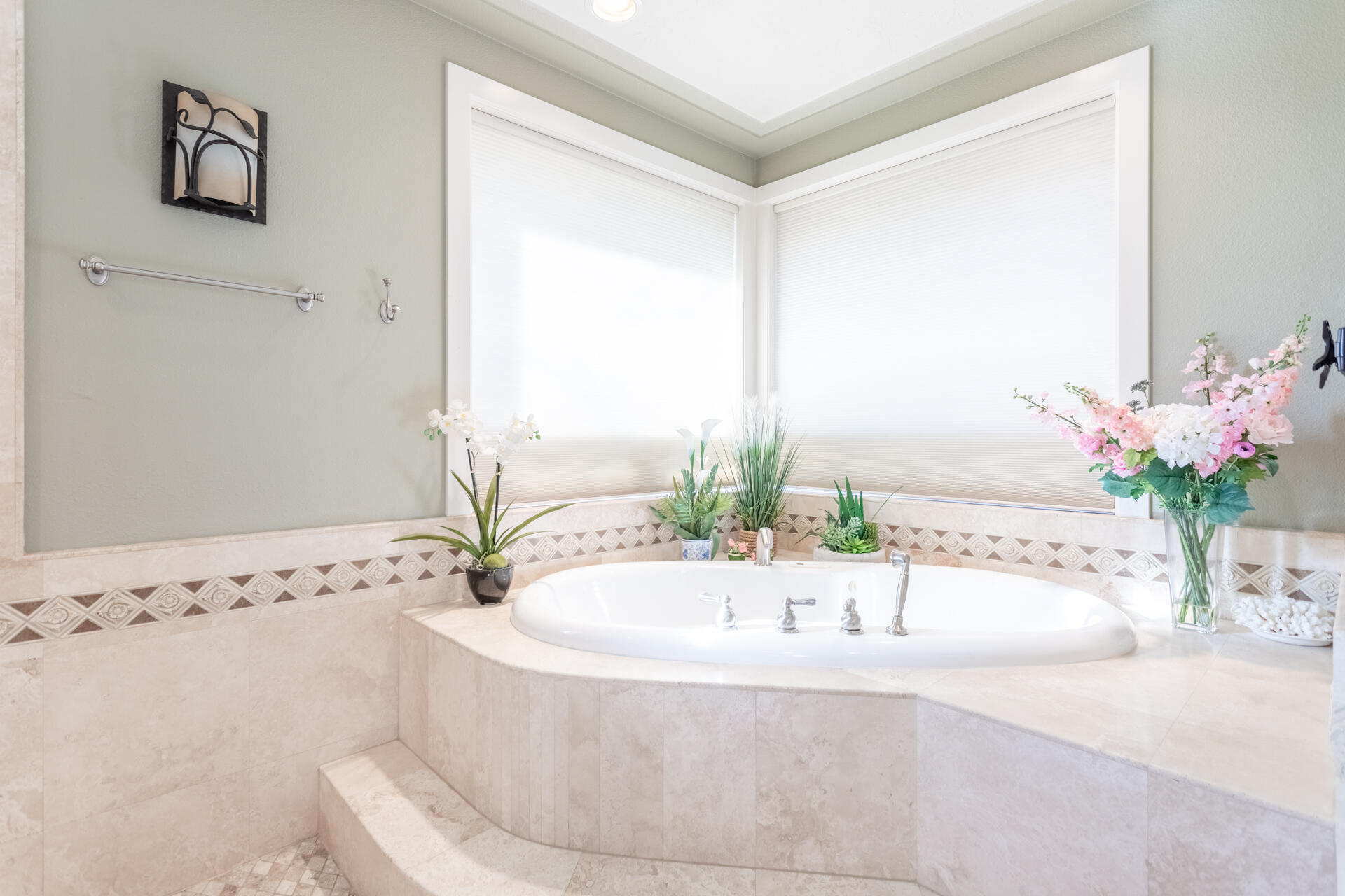 7775 Muletown Road Redding, CA 96001 - Photo 24 of 45 a white bath tub sitting next to a white sink