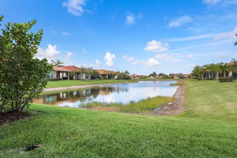 $925,000 | 9149 Leon Circle East, Parkland, FL 33076