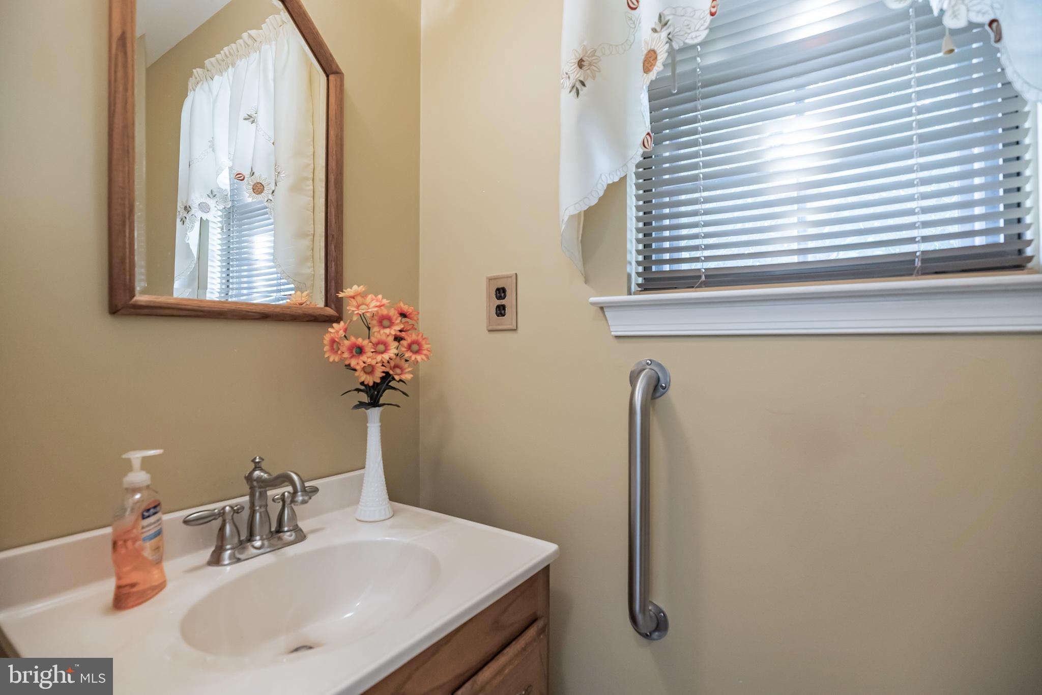 7 Euston Road Marlton, NJ 08053 - Photo 8 of 29