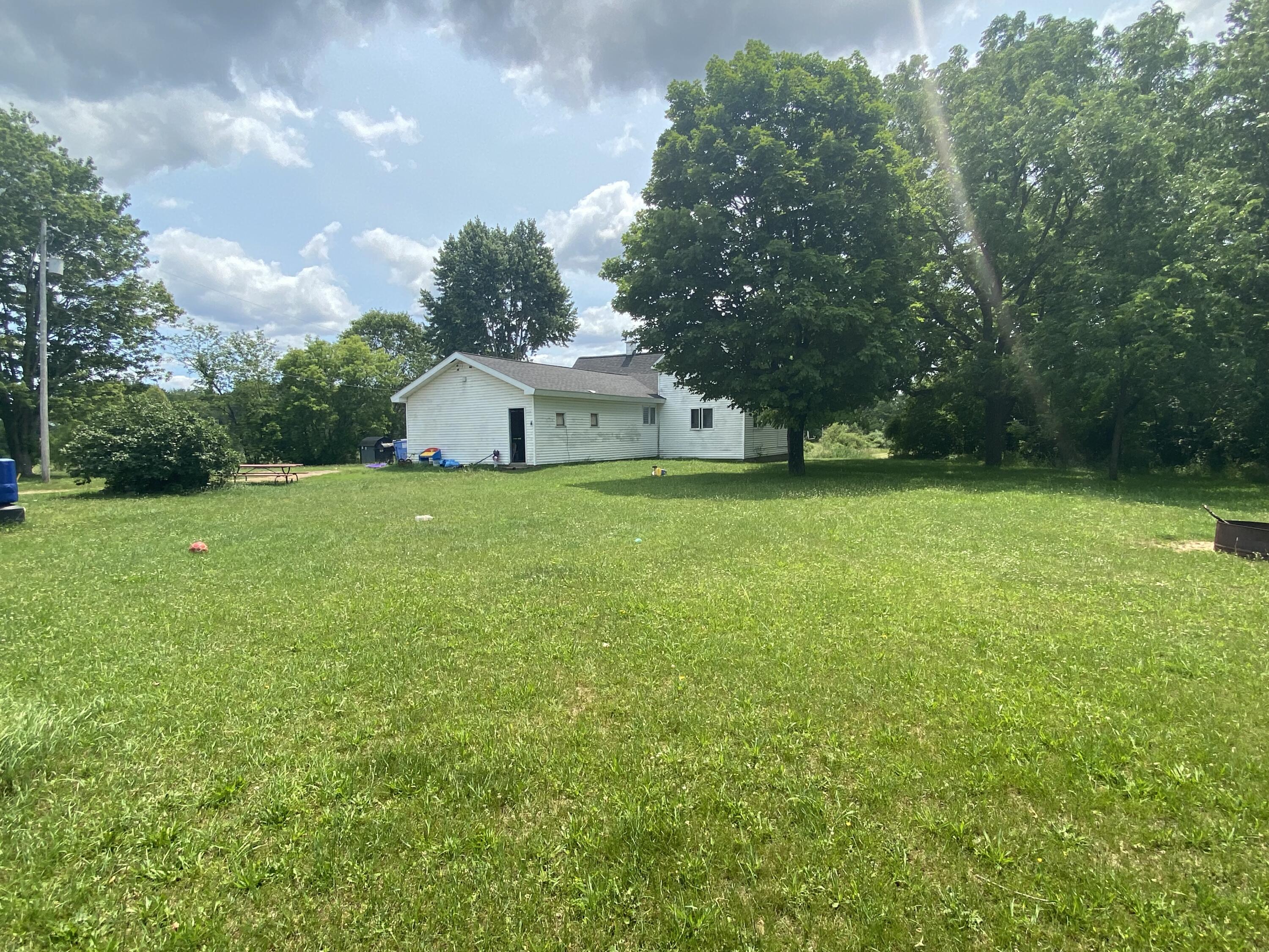 1718 West Winston Road Rothbury, MI 49452 - Photo 18 of 29 IMG_3190