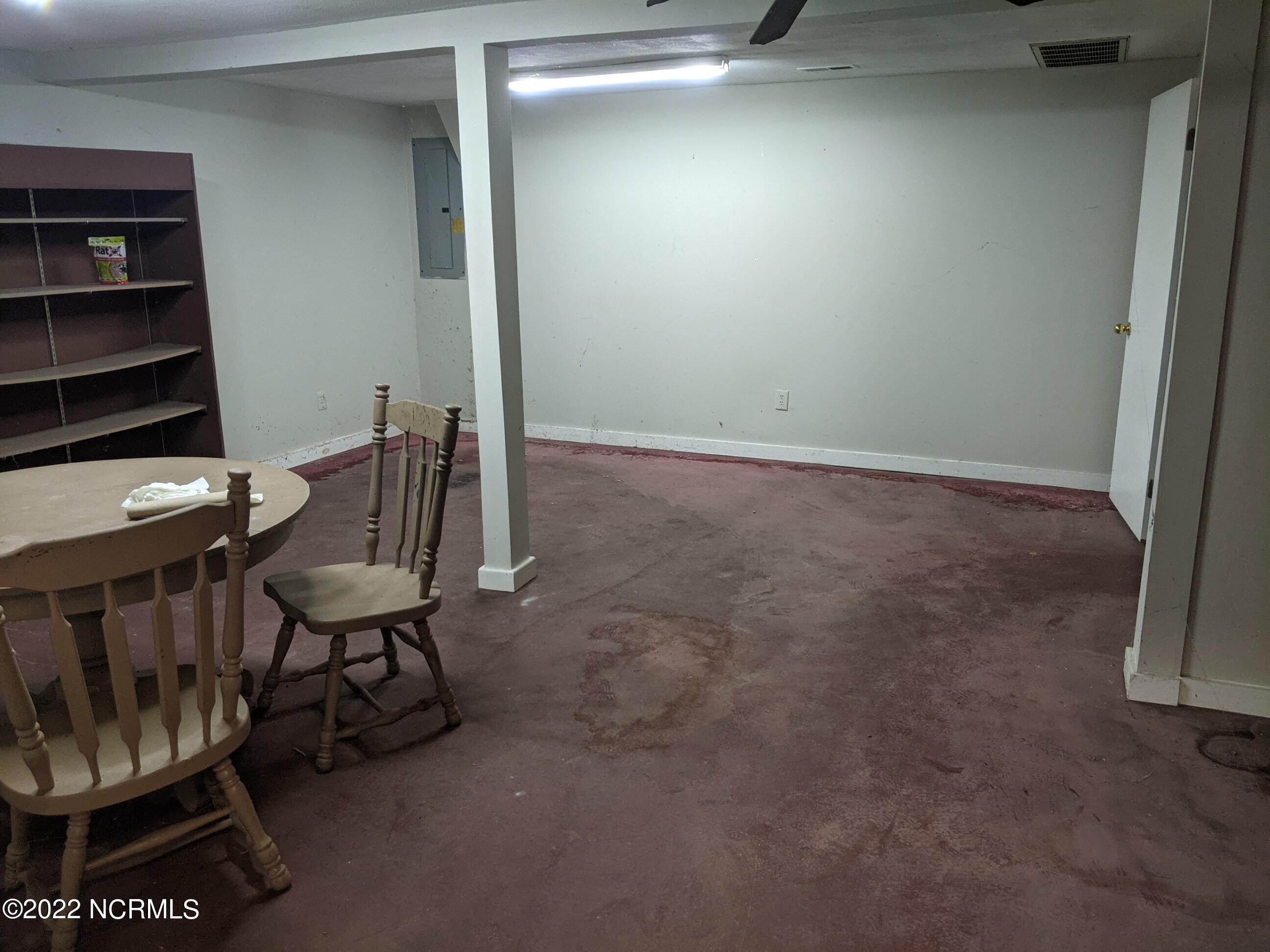 2332 Blueberry Road Currie, NC 28435 - Photo 6 of 30 PXL_20220520_190526988