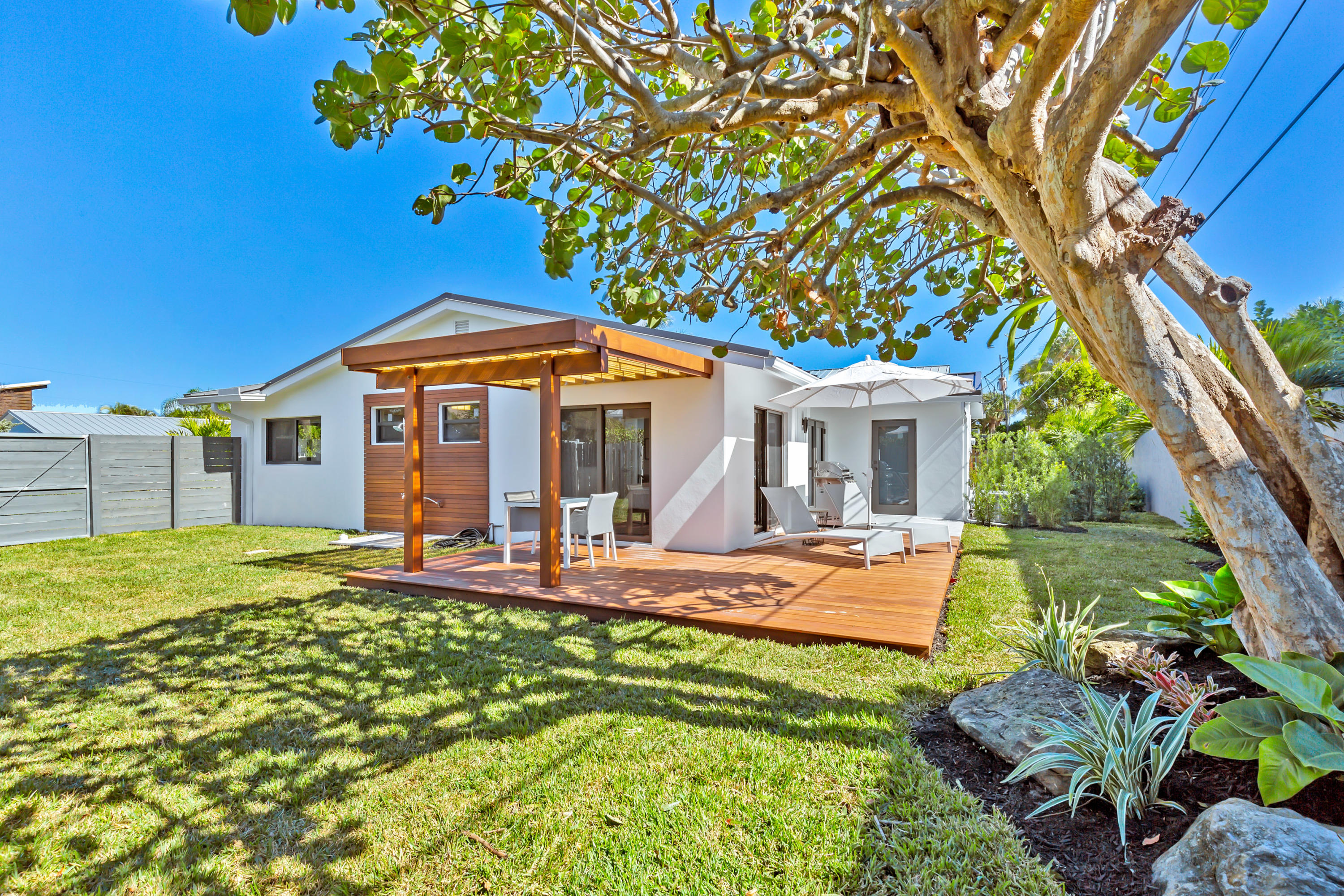30 Hersey Drive Ocean Ridge, FL 33435 - Photo 19 of 38 30 Hersey Drive