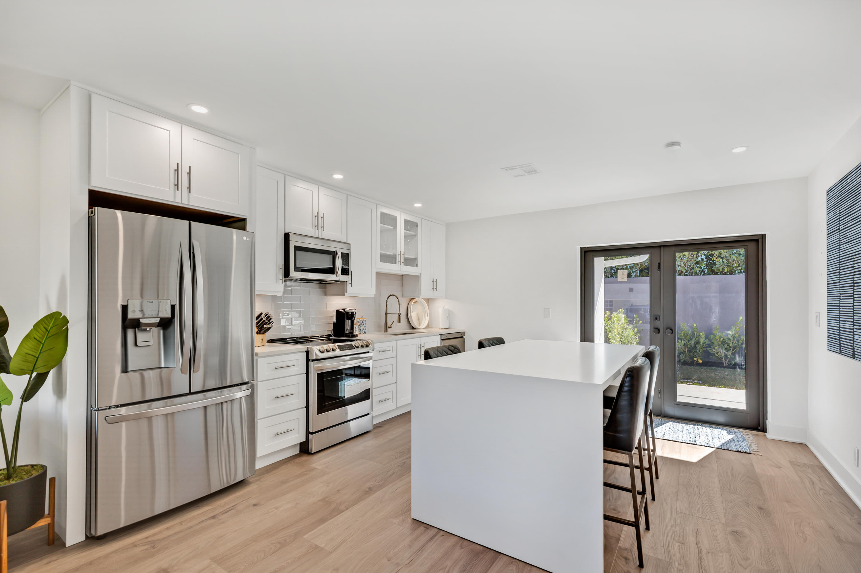 30 Hersey Drive Ocean Ridge, FL 33435 - Photo 5 of 38 _30 HERSEY DRIVE J6A6157