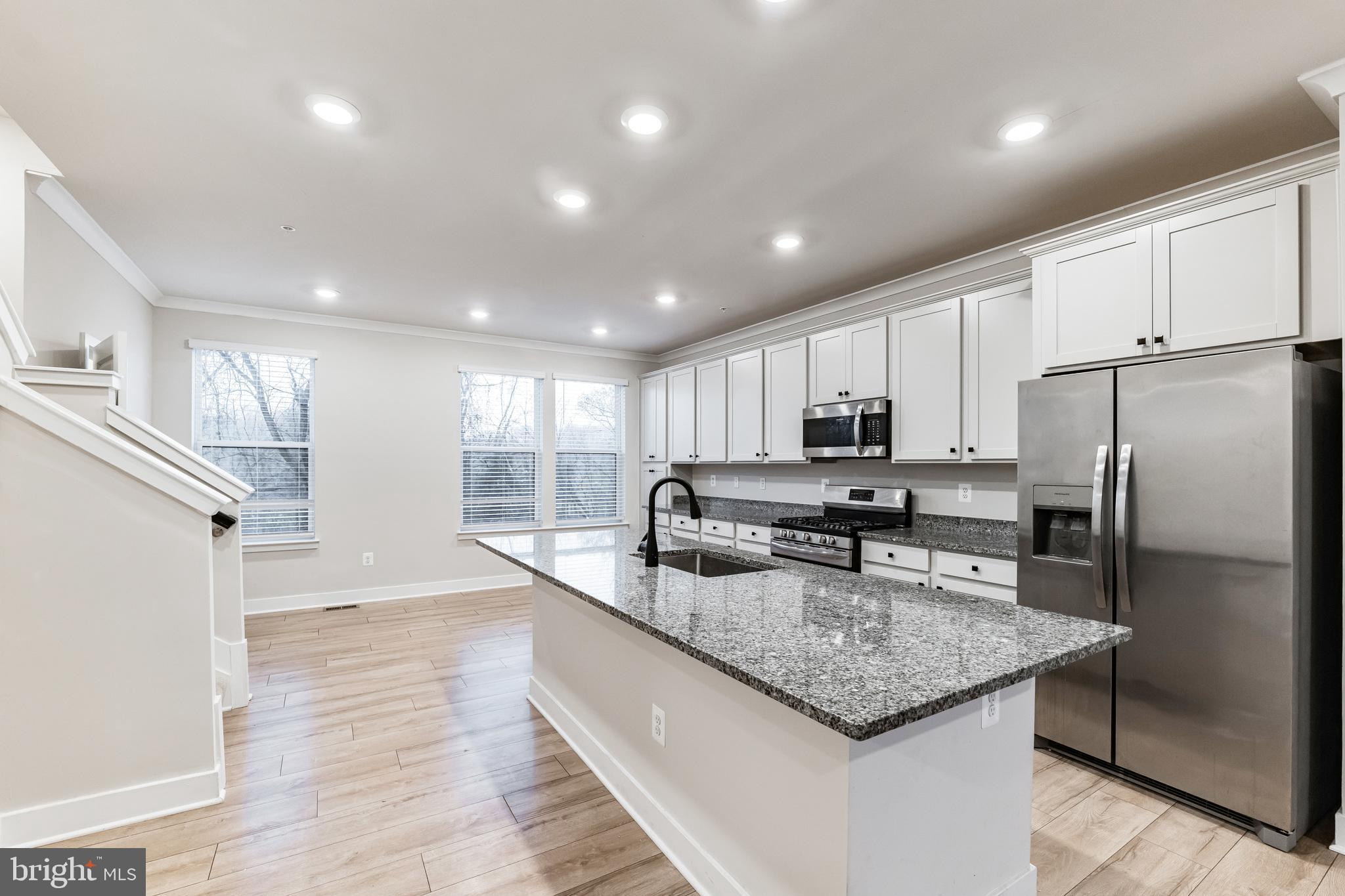 4404 Roland Heights Avenue Baltimore, MD 21211 - Photo 6 of 36