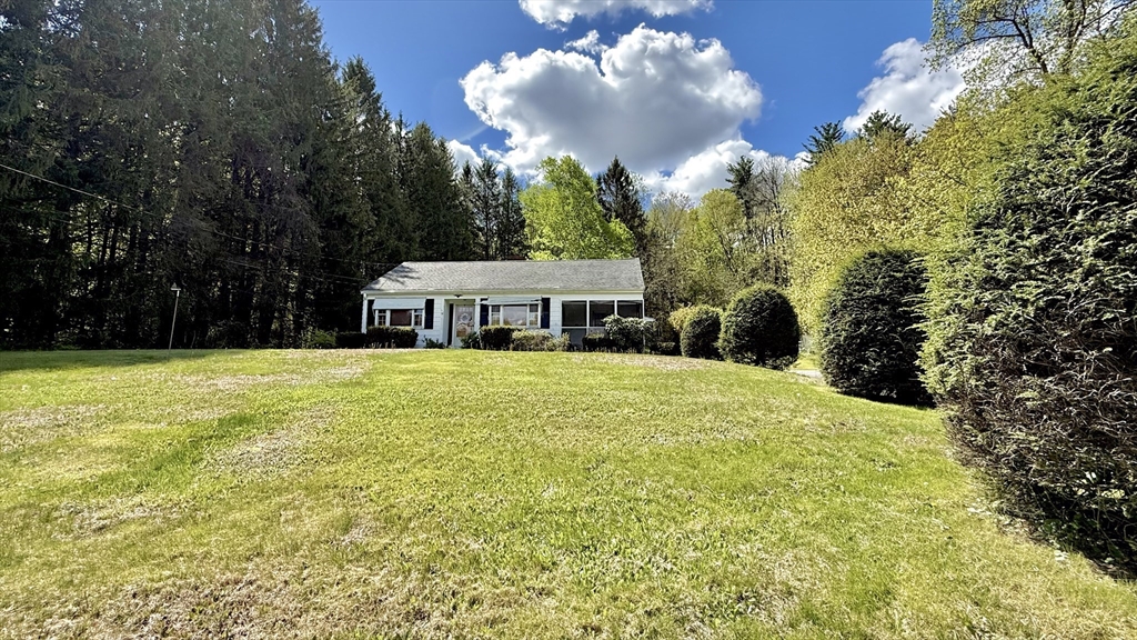 81 Clinton Road Sterling, MA 01564 - Photo 2 of 17