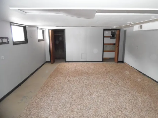 $290,000 | 813 West Division Road, De Motte, IN 46310