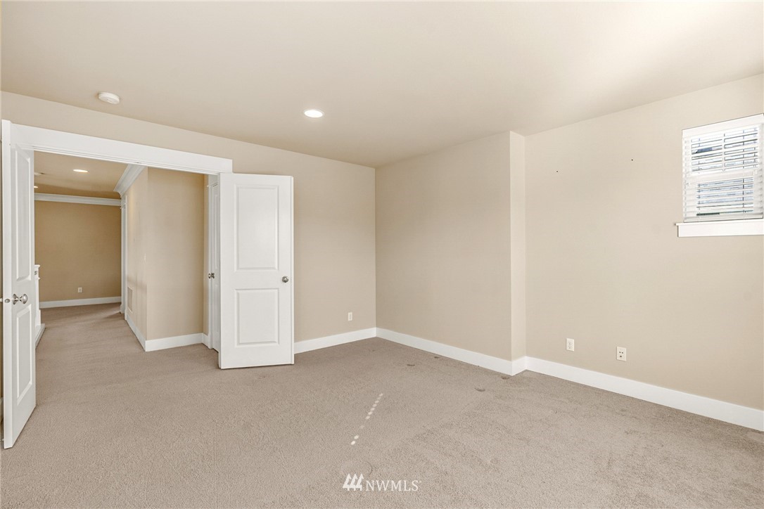 18532 39th Drive Southeast Bothell, WA 98012 - Photo 19 of 27 Gallery Image 19