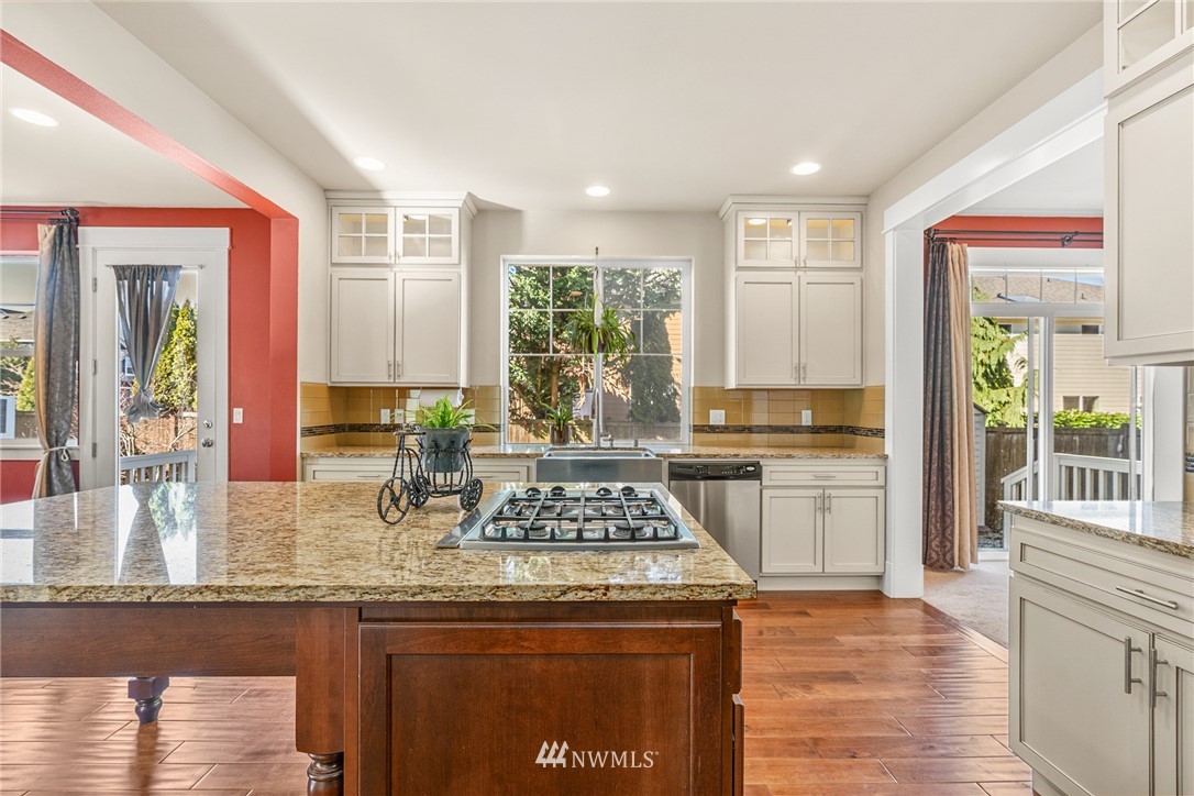 18532 39th Drive Southeast Bothell, WA 98012 - Photo 10 of 27 Gallery Image 10