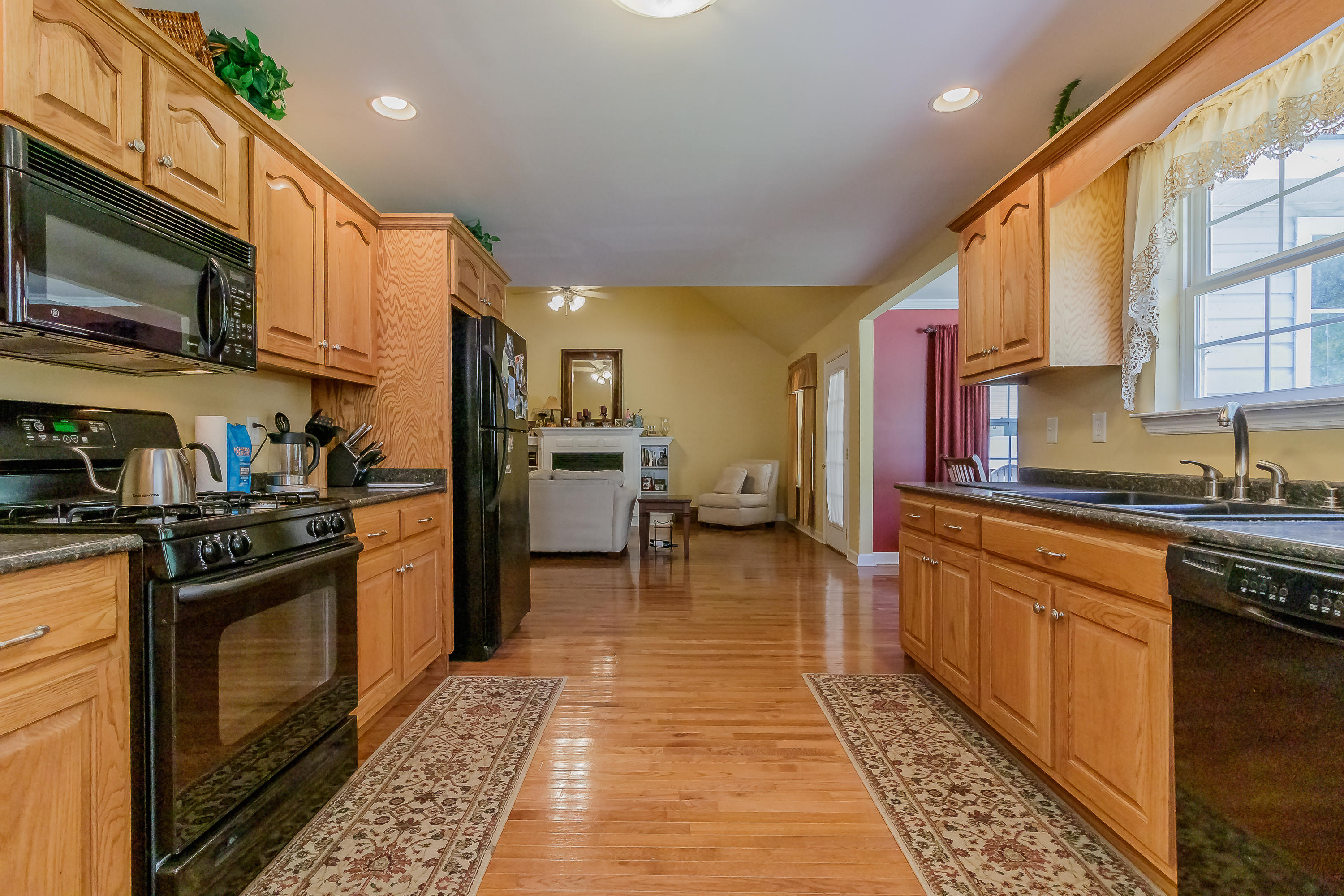 640 Condra Road Ringgold, GA 30736 - Photo 3 of 38 Kitchen 4