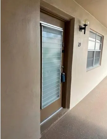 $1,900 | 29 Flanders A, Delray Beach, FL 33484