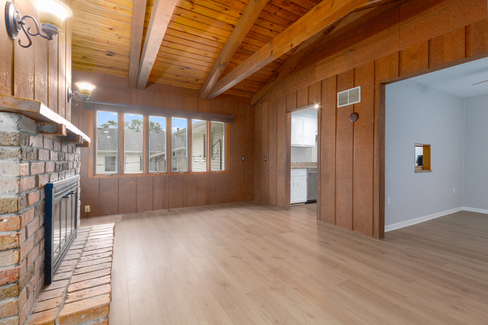 612 Westnedge Road Joliet, IL 60435 - Photo 10 of 35 Gallery Image 10