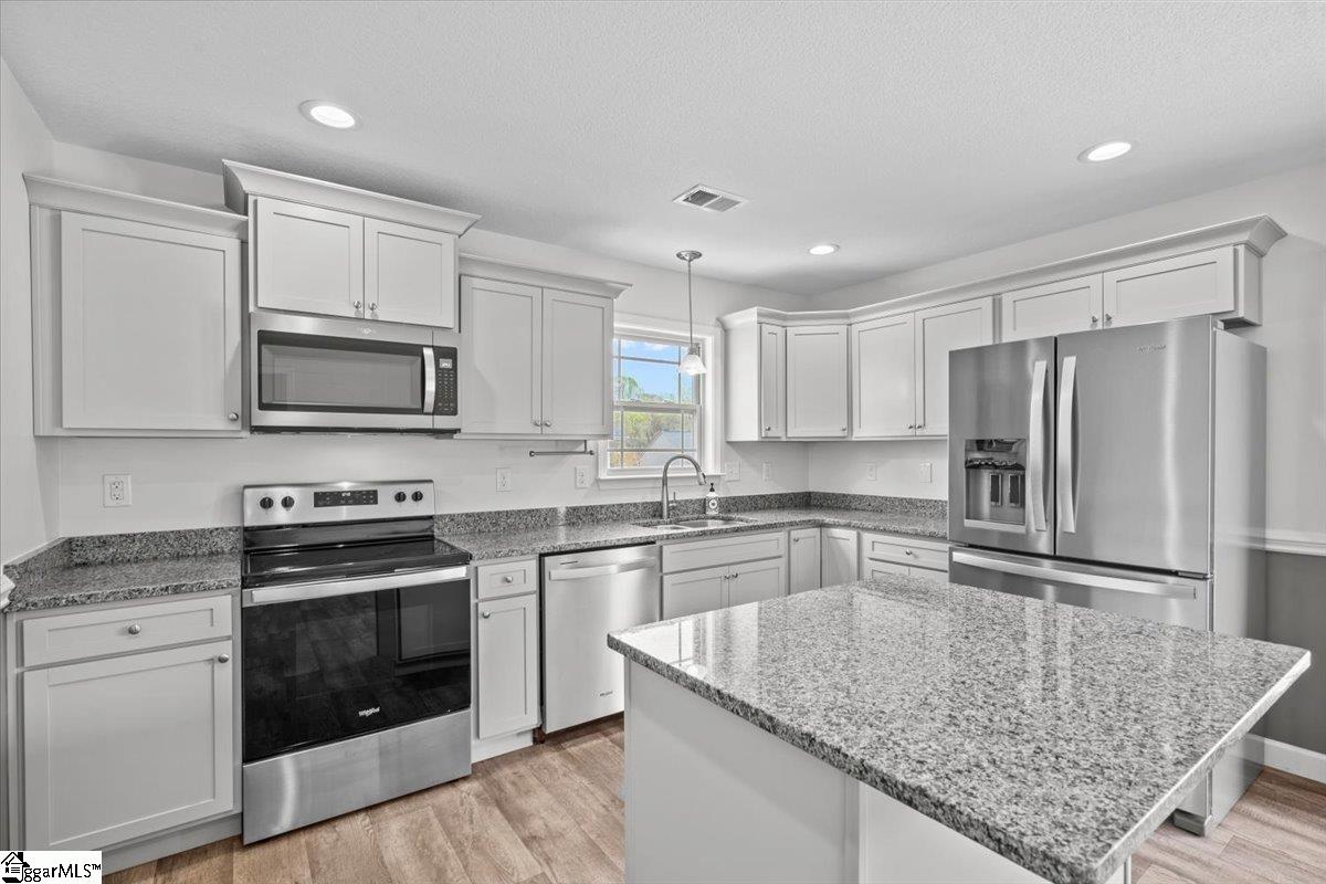 621 Parkway Village Road Boiling Springs, SC 29316 - Photo 7 of 28 Gallery Image 7