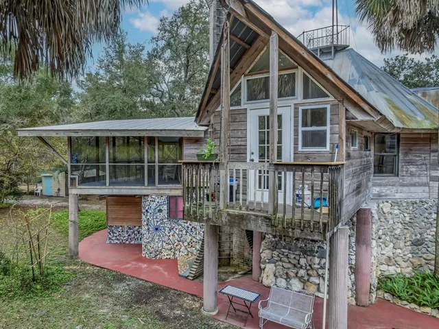 $425,000 | 60 Lizard Lane, Sopchoppy, FL 32358