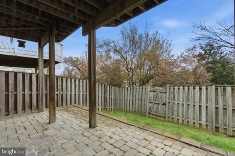 $739,999 | 8002 Samuel Wallis Street, Lorton, VA 22079