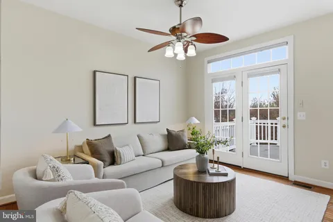 $739,999 | 8002 Samuel Wallis Street, Lorton, VA 22079
