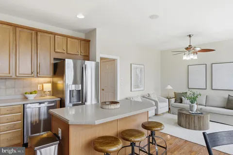 $739,999 | 8002 Samuel Wallis Street, Lorton, VA 22079