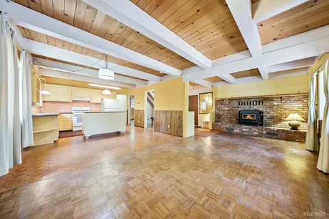 $595,000 | 1409 Mt Shasta Circle, South Lake Tahoe, CA 96150