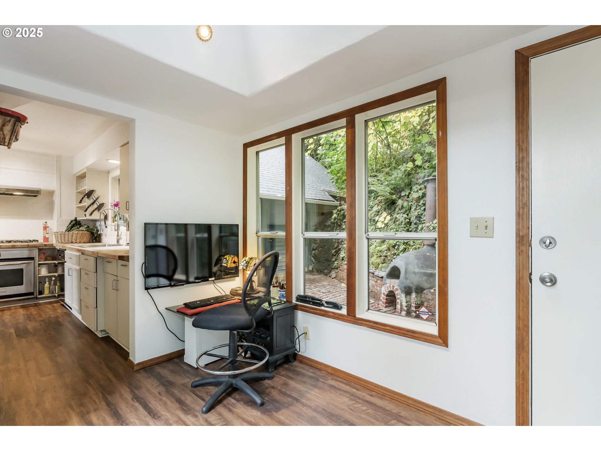 8821 Northwest Springville Road Portland, OR 97231 - Photo 11 of 47 Gallery Image 11