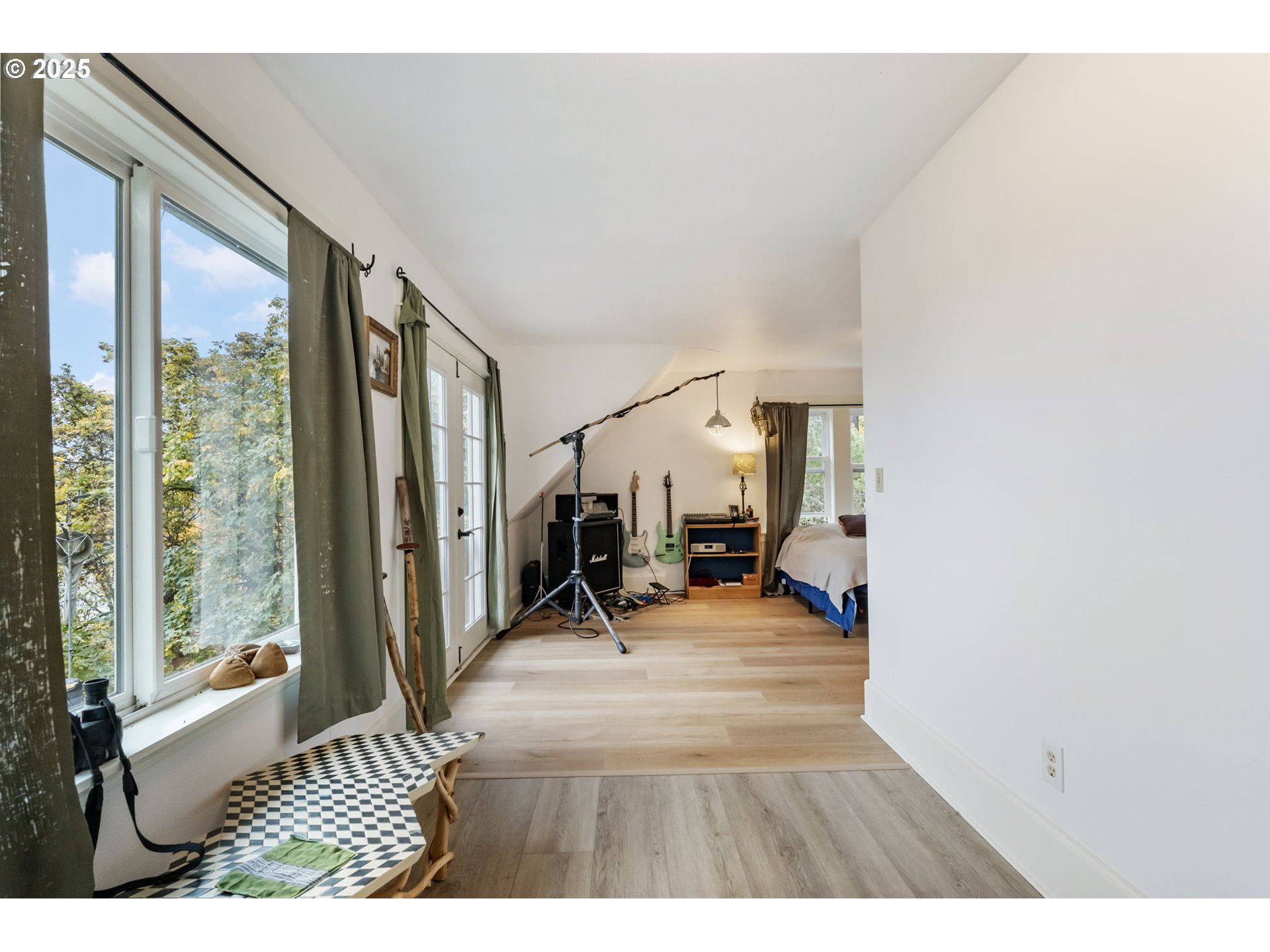 8821 Northwest Springville Road Portland, OR 97231 - Photo 19 of 47 Gallery Image 19