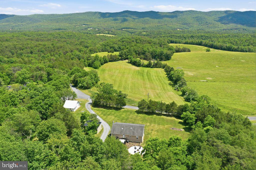 1511 Boliver Road Fort Valley, VA 22652 - Photo 48 of 65