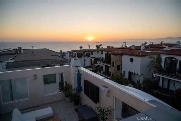 $15,000 | 410 31st Street, Manhattan Beach, CA 90266