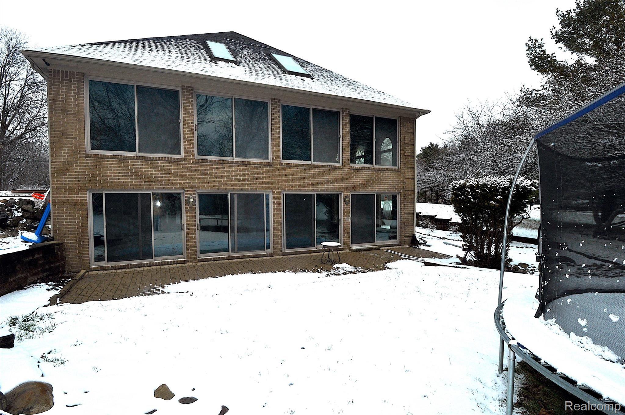 4540 Valley View Point Rochester, MI 48306 - Photo 7 of 54 DSC_0215.JPG