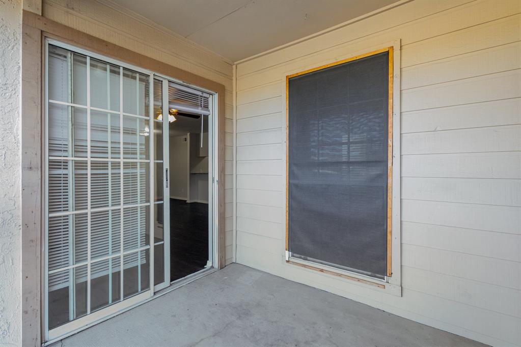 12480 Abrams Road, Unit 723 Dallas, TX 75243 - Photo 18 of 19 a view of an empty room with a window