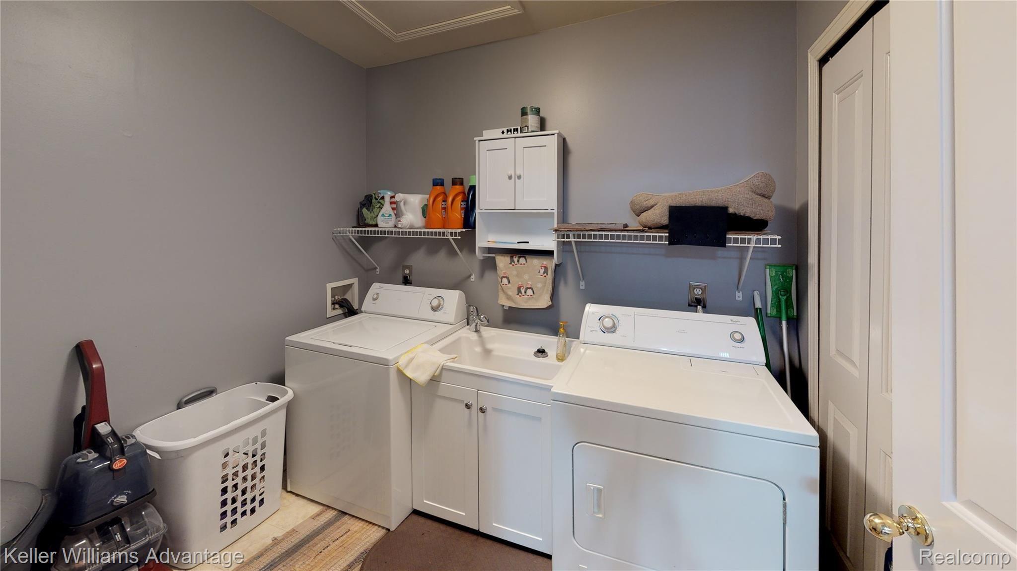 4057 Hampton Ridge Boulevard Howell, MI 48843 - Photo 22 of 25 4057-Hampton-Ridge-Blvd-Laundry.jpg
