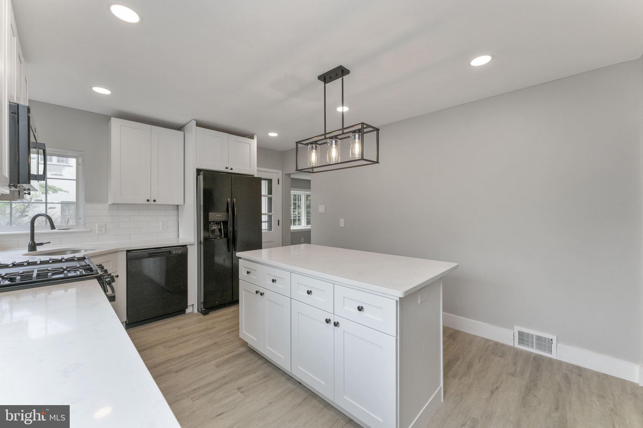576 Baeder Road Jenkintown, PA 19046 - Photo 8 of 30 Gallery Image 8