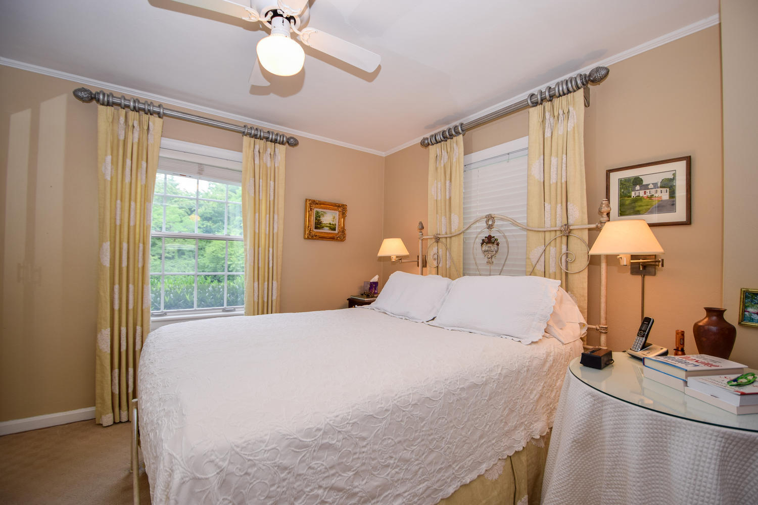 802 Cherrywood Road Salem, VA 24153 - Photo 7 of 23 802 Cherrywood Rd Salem VA-large-007-7-u