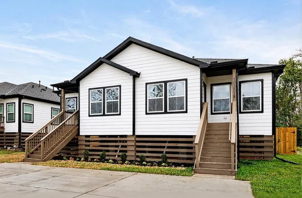 $1,625 | 5101 Rue Street, Unit B, Houston, TX 77033