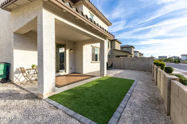 a view of an entryway with front door